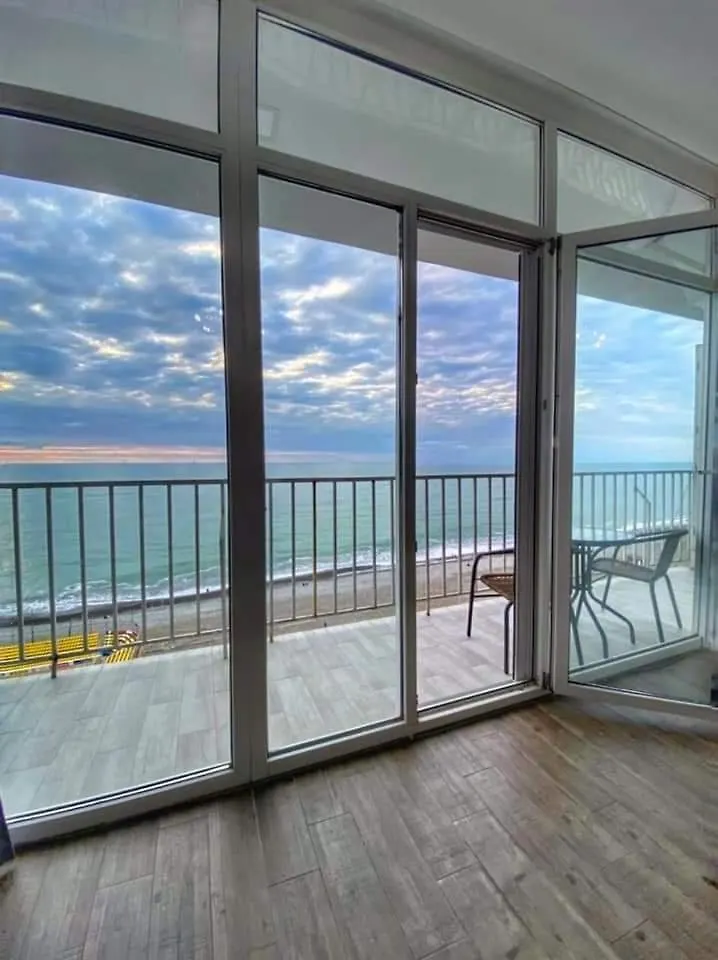 Apartment On The Beach Magnolia Batumi 0*,